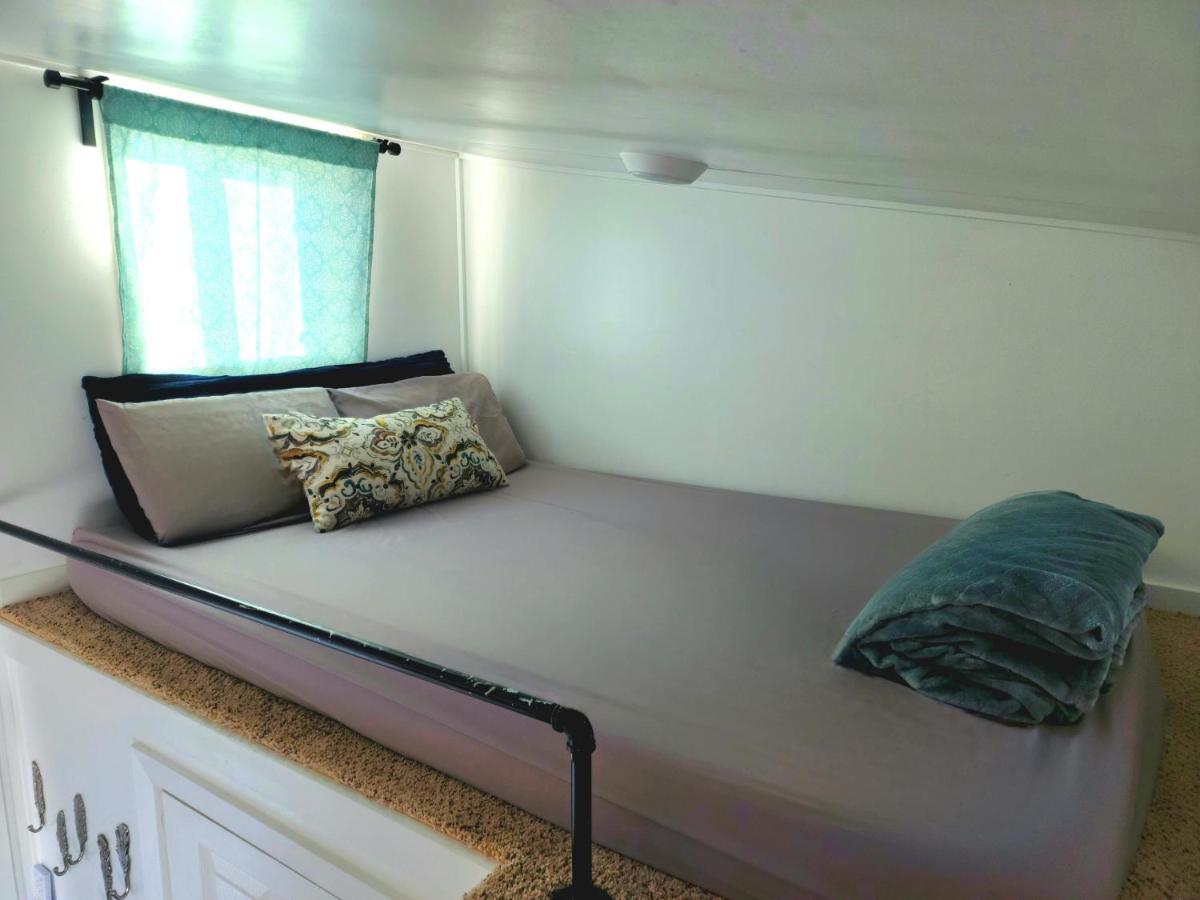 Colorado City Tiny Home Hot Tub מראה חיצוני תמונה